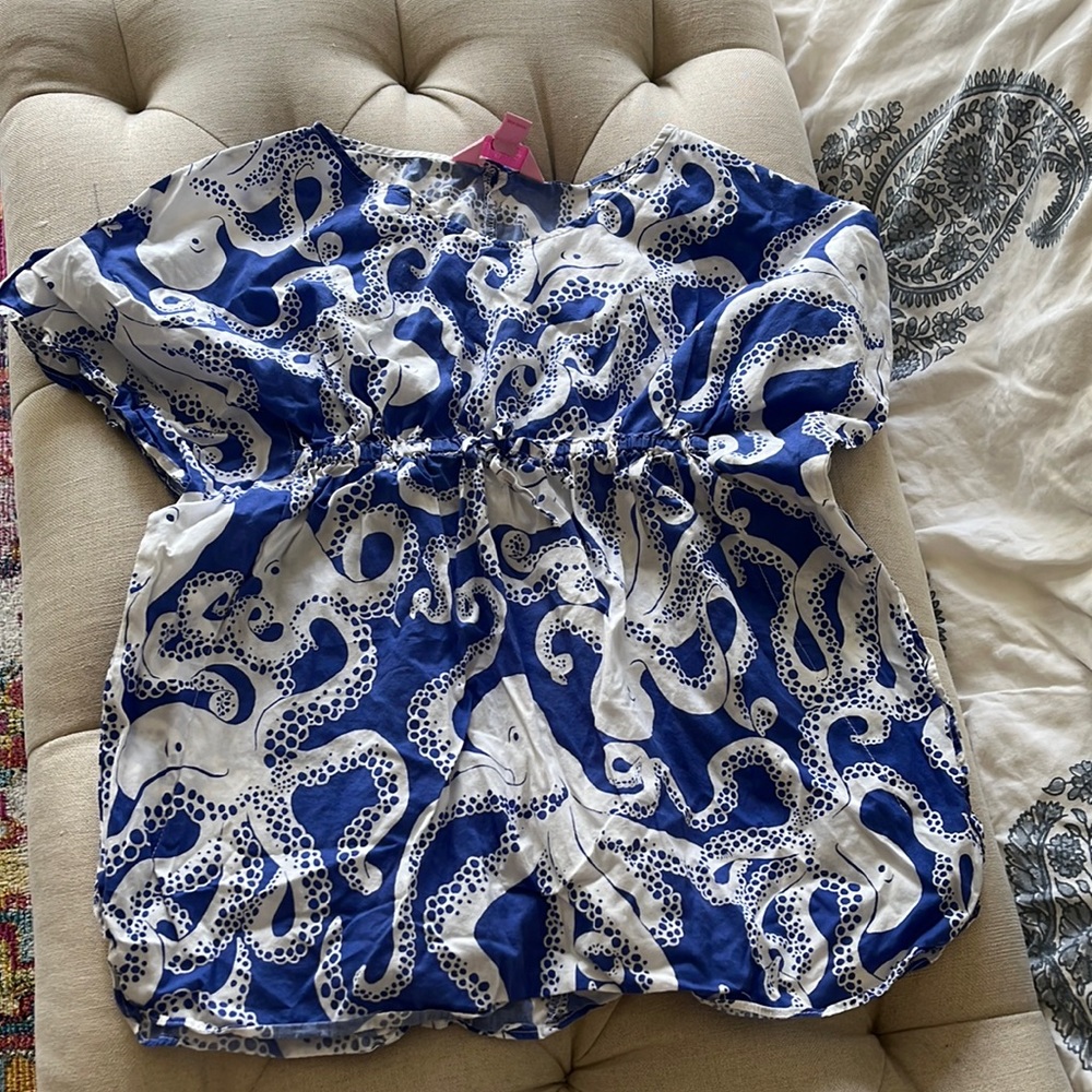 💯 authentic Lilly Pulitzer Cover Up